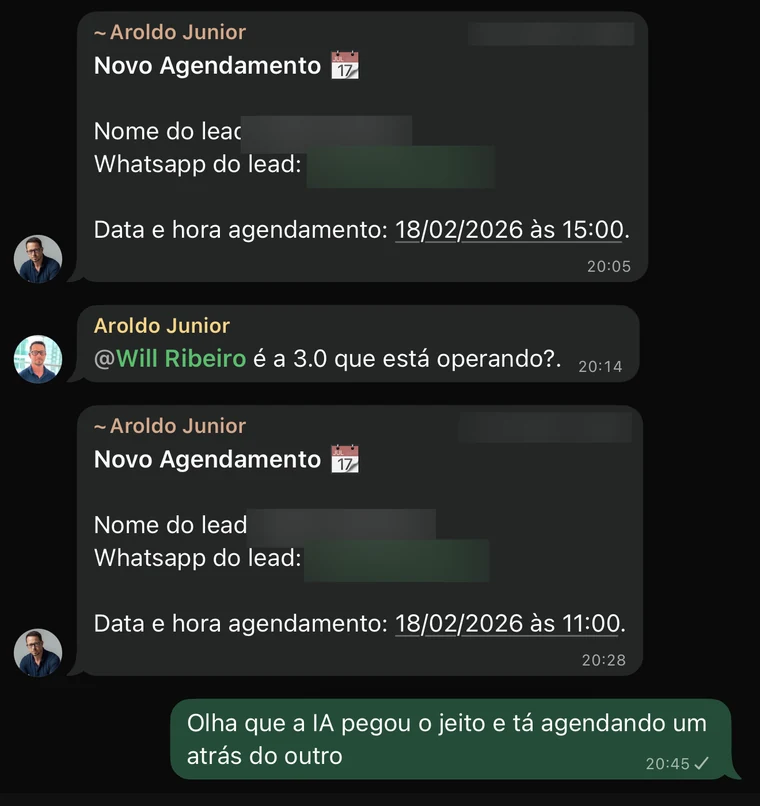 Dois cards de Novo Agendamento gerados pela IA no grupo, com data e hora marcadas, e o comentário do Aroldo logo abaixo